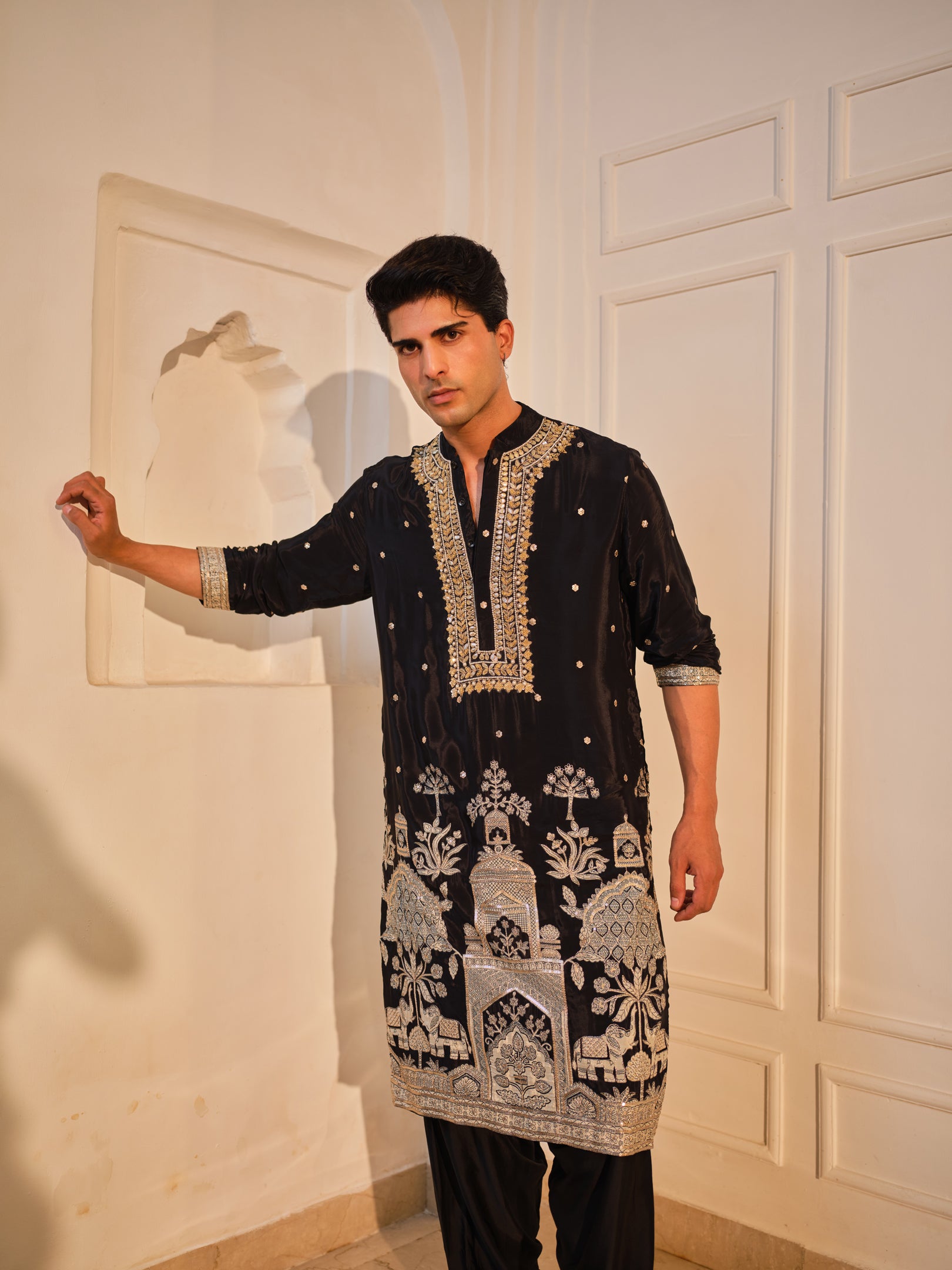 Darbar Grandeur Kurta Set