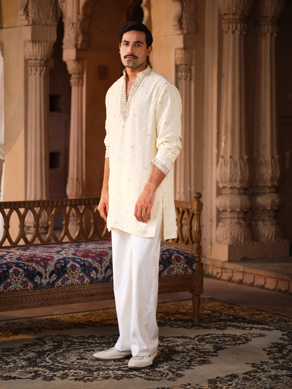 Mandana Kurta Set