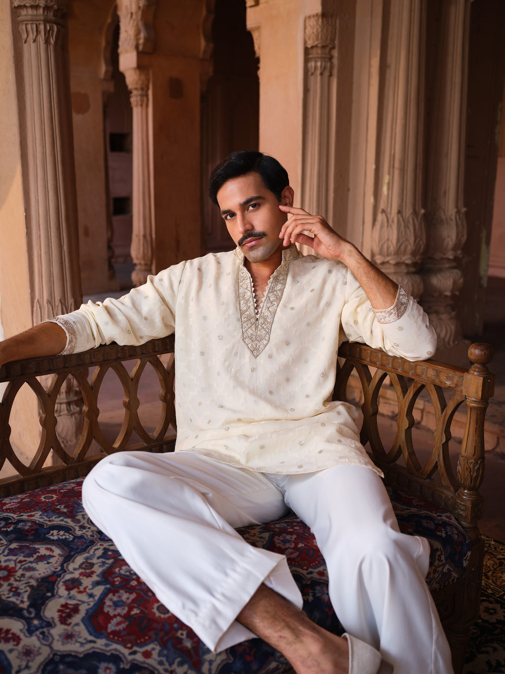 Mandana Kurta Set