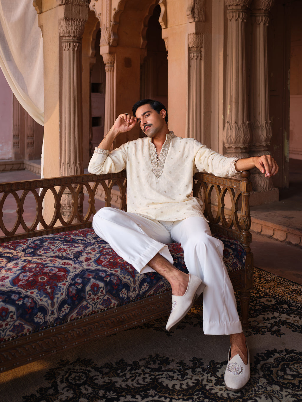 Mandana Kurta Set