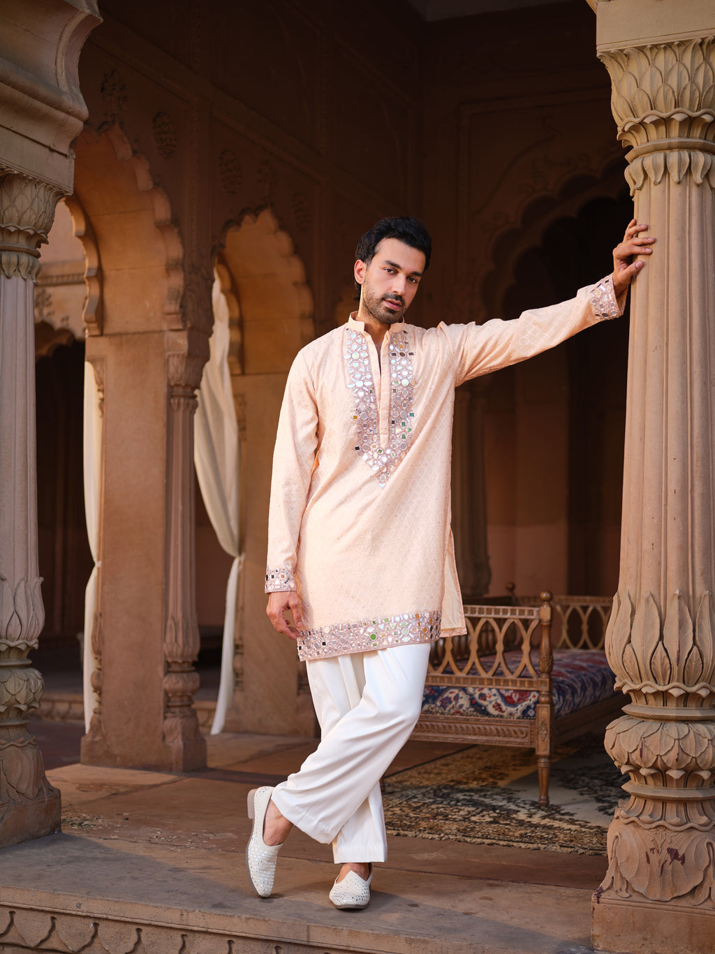 Aaina Kurta Set