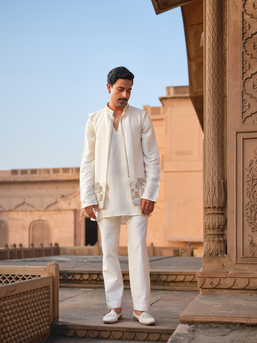 Gajner Kurta Jacket Set