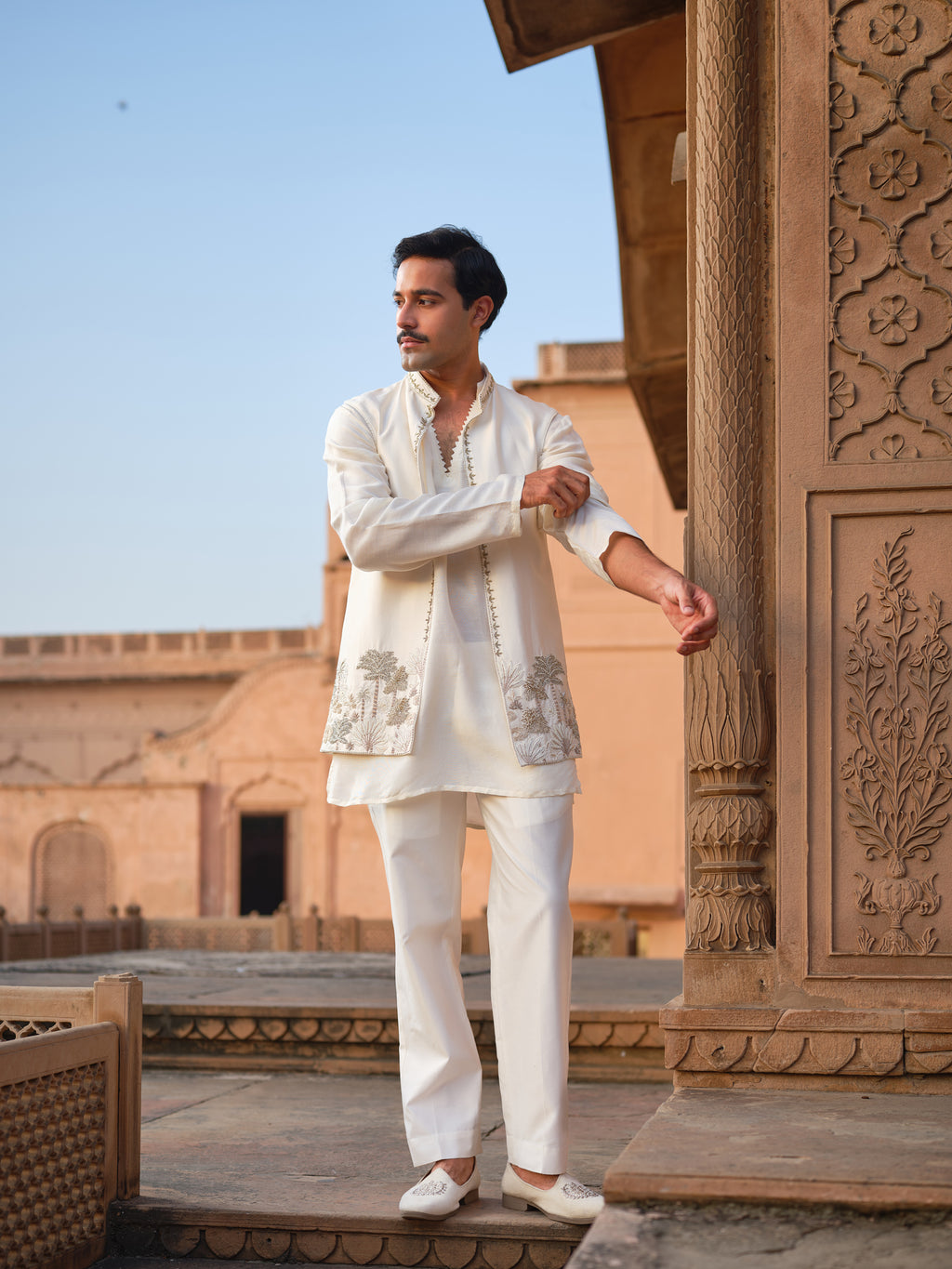 Gajner Kurta Jacket Set