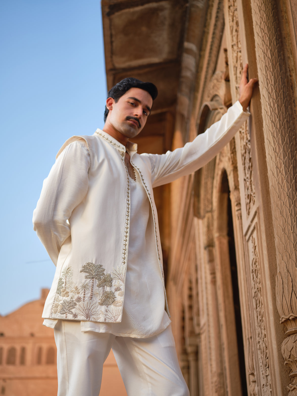 Gajner Kurta Jacket Set