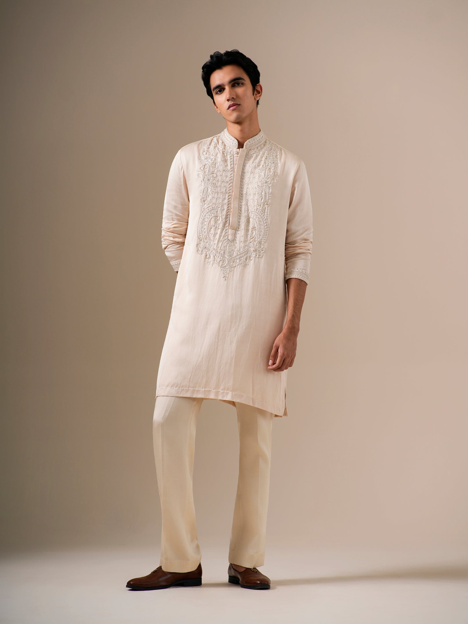Mughal Elan Kurta Set